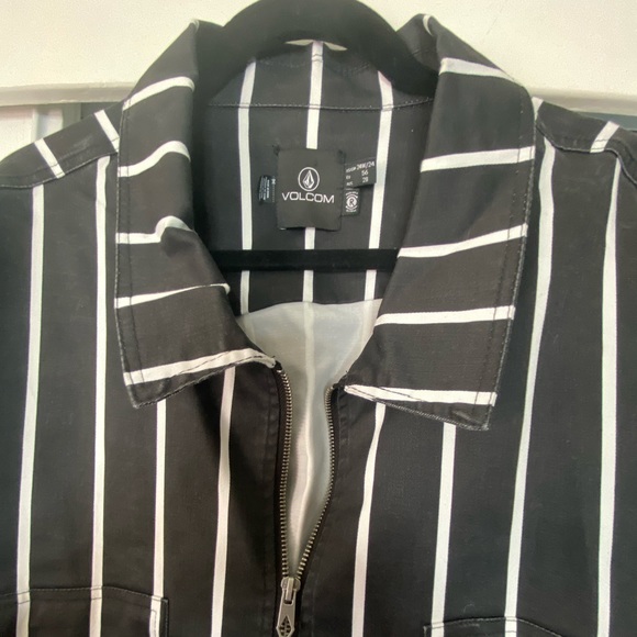 Women’s plus size jacket - Picture 3 of 4